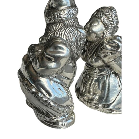 Vintage Pewter Kirk Stieff Williamsburg Christmas Santa Salt And Pepper Shakers - Picture 2 of 14